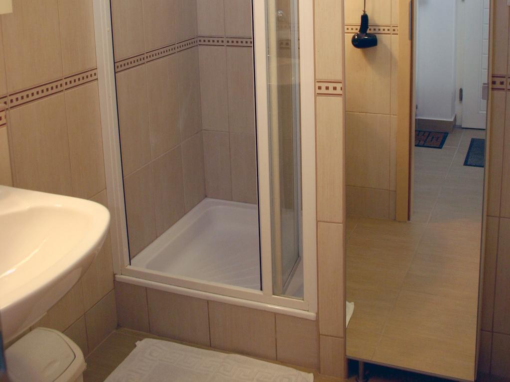 Arriva Apartment, Optional Indoor Parking Budapesta Exterior foto